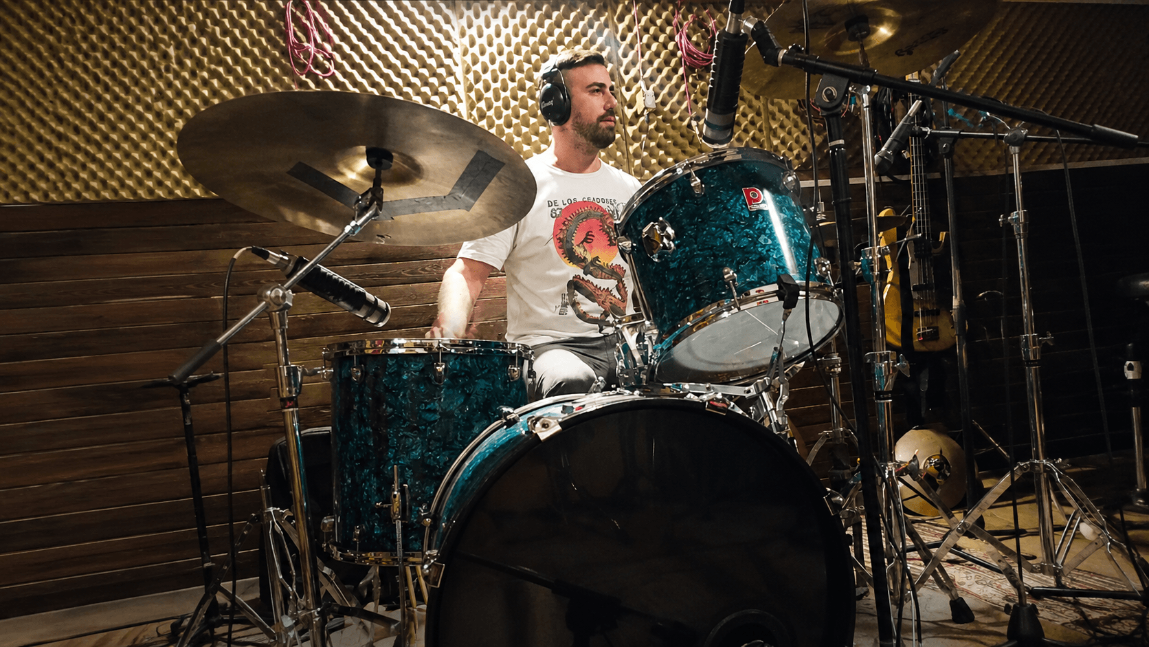 Grabacion de baterias por Leo Ditarcio, otro gran amigo y enorme músico
